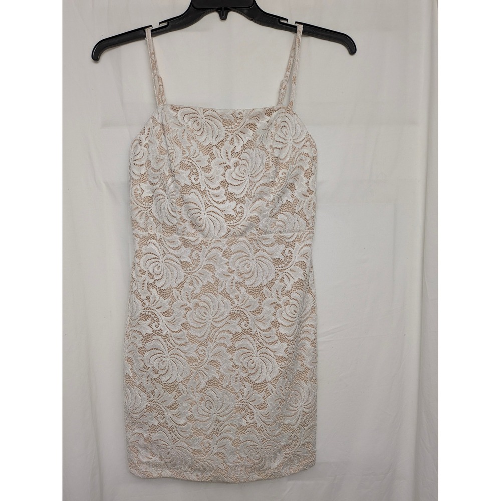 Crystal Doll White Lace Nude Lining Mini Dress Size 11 VVW17315 Bodycon